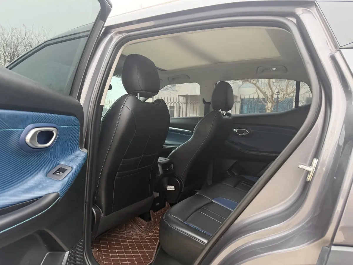 2023 GAC Trumpchi GS3 1.5T 177HP L4 7DCT,autocango,china used car exporter,china ev exporter,chinese used car exporter,chinese used ev exporter