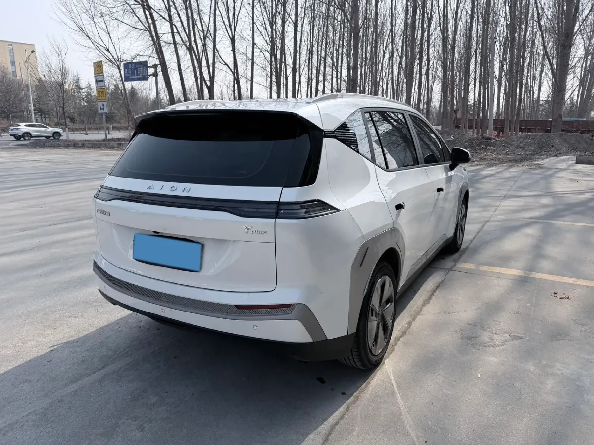 2023 GAC Trumpchi GS4 1.5T 177HP L4 6AT,autocango,china used car exporter,china ev exporter,chinese used car exporter,chinese used ev exporter