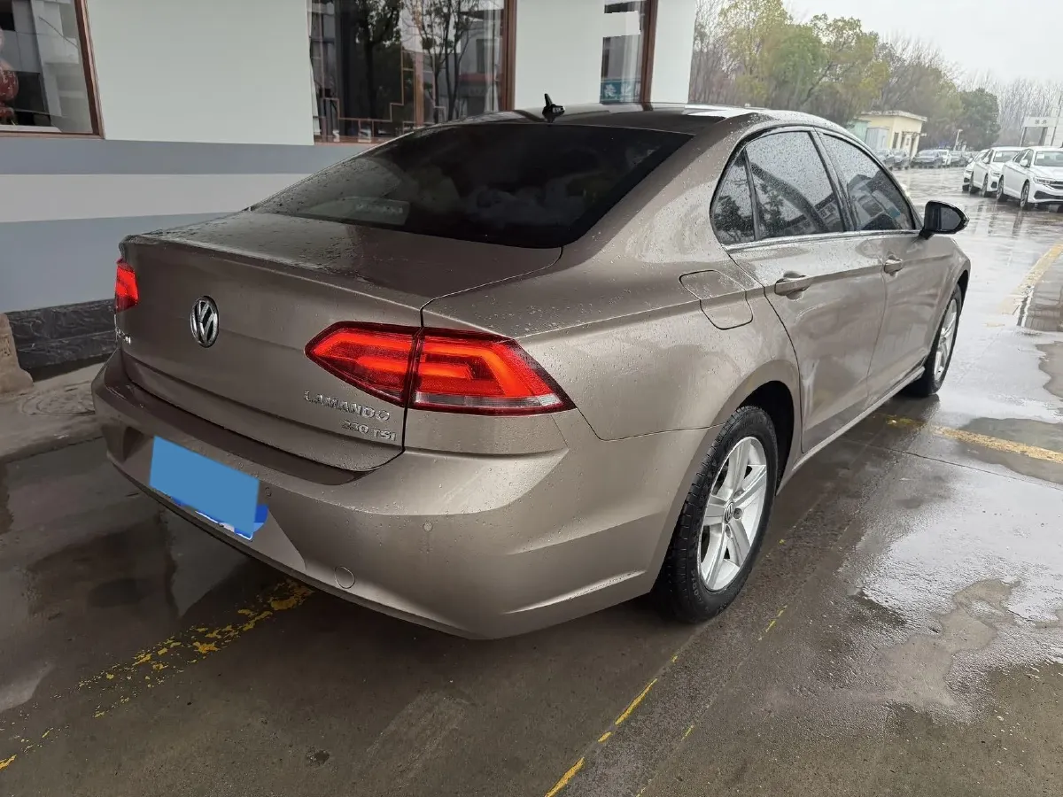 2017 Volkswagen Lamando 1.4T 131HP L4 7DCT,autocango,china used car exporter,china ev exporter,chinese used car exporter,chinese used ev exporter