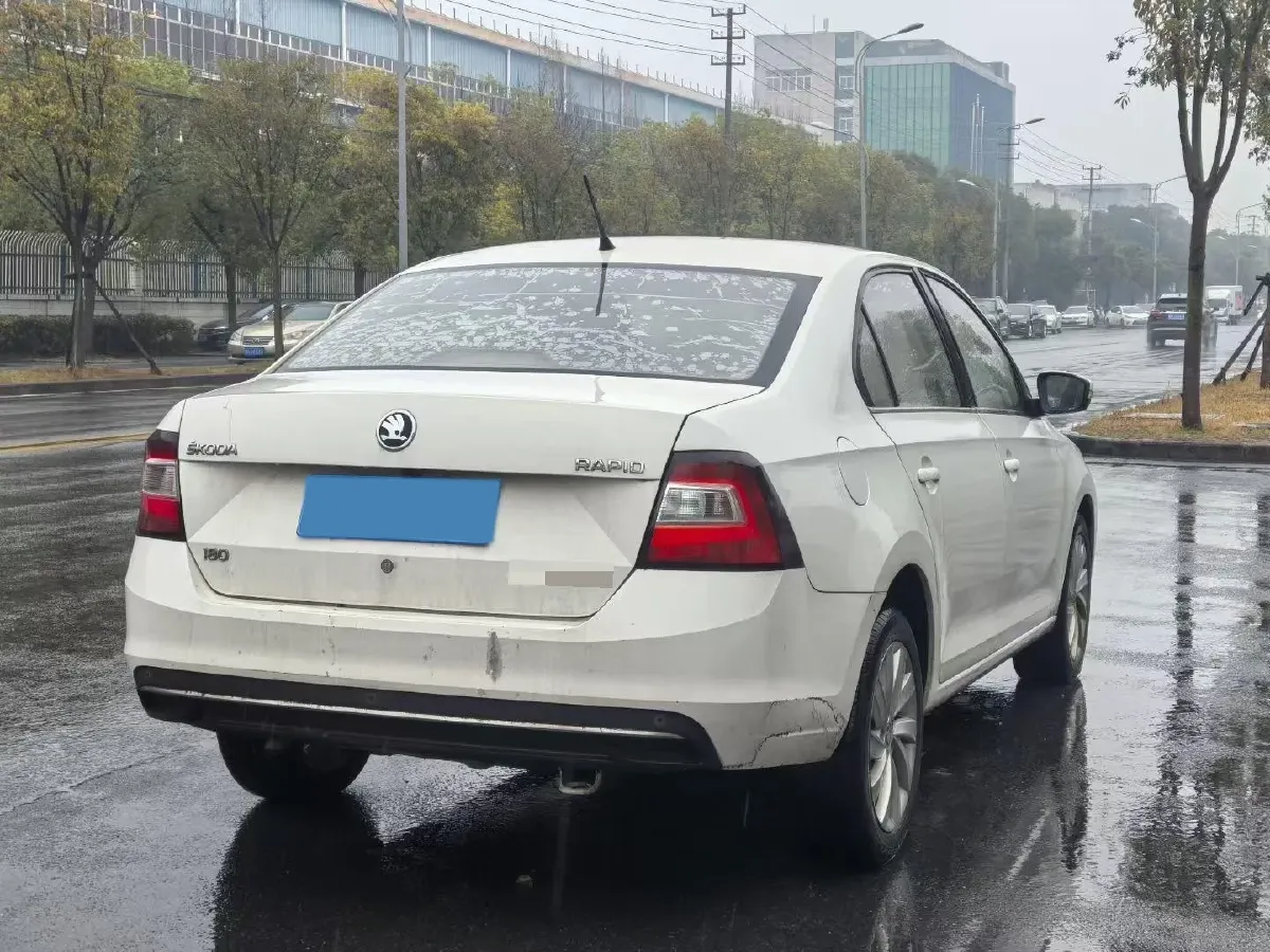 2018 Skoda Rapid 1.6L 110HP L4 6AT,autocango,china used car exporter,china ev exporter,chinese used car exporter,chinese used ev exporter