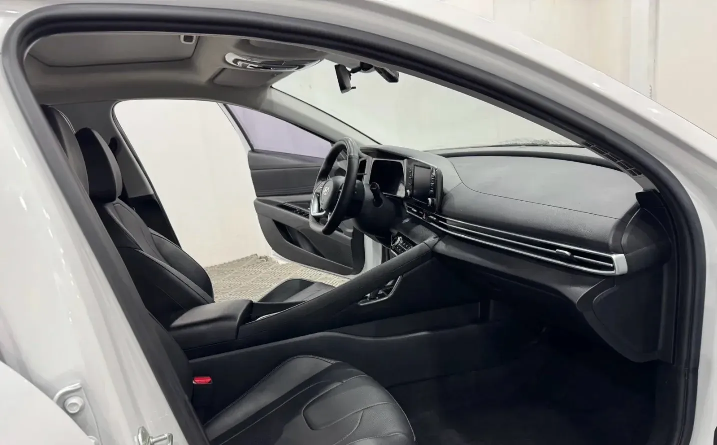 2021 Hyundai Elantra 1.5L 115HP L4 CVT,autocango,china used car exporter,china ev exporter,chinese used car exporter,chinese used ev exporter