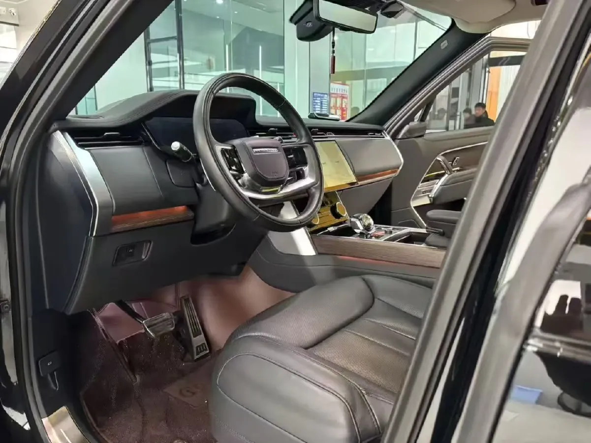 2023 Land Rover Range Rover 3.0T 400HP L6 8AT,autocango,china used car exporter,china ev exporter,chinese used car exporter,chinese used ev exporter