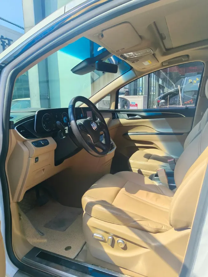 2021 Buick GL8 2.0T 237HP L4 9AT,autocango,china used car exporter,china ev exporter,chinese used car exporter,chinese used ev exporter