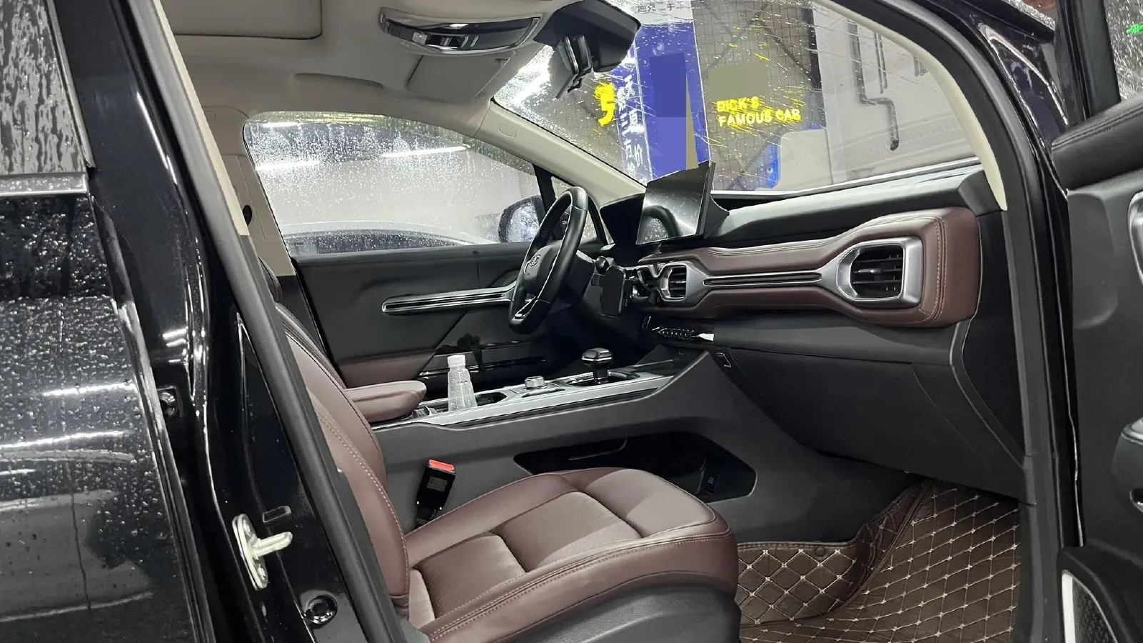 2022 Geely Okavango 1.8T 184HP L4 7DCT,autocango,china used car exporter,china ev exporter,chinese used car exporter,chinese used ev exporter