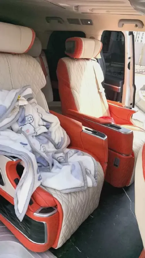 2021 GAC Trumpchi M8 2.0T 252HP L4 8AT,autocango,china used car exporter,china ev exporter,chinese used car exporter,chinese used ev exporter