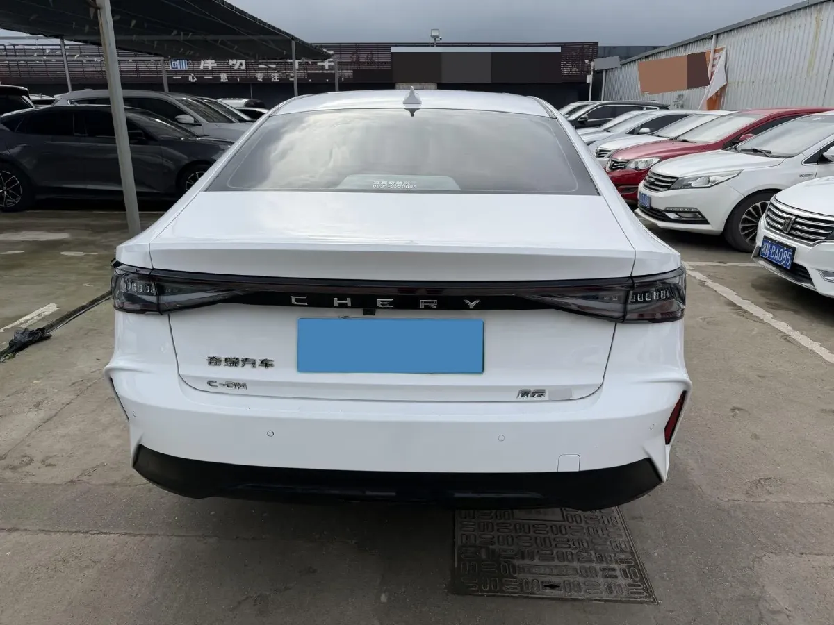 2024 Fulwin FulwinA8 1.5T 156HP L4 1DHT PHEV 18.3KWH,autocango,china used car exporter,china ev exporter,chinese used car exporter,chinese used ev exporter