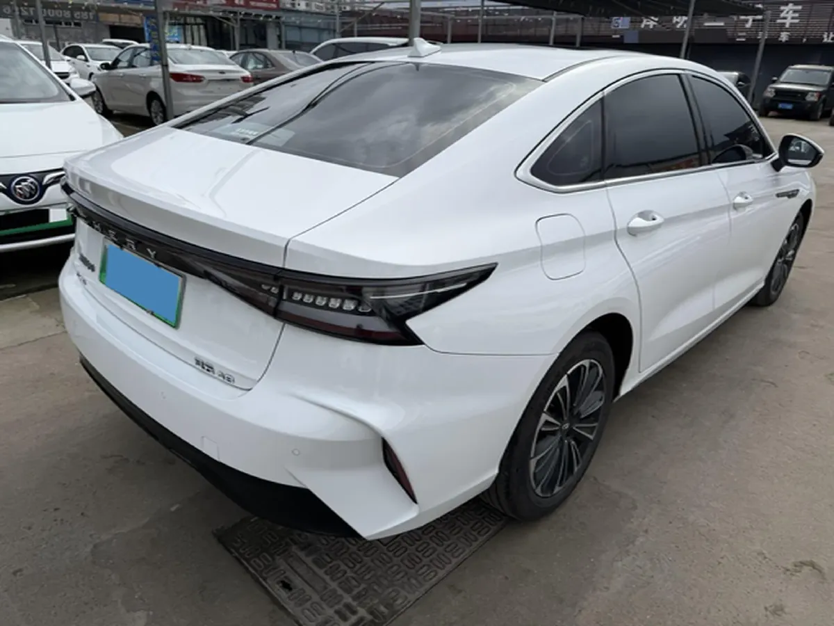 2024 Fulwin FulwinA8 1.5T 156HP L4 1DHT PHEV 18.3KWH,autocango,china used car exporter,china ev exporter,chinese used car exporter,chinese used ev exporter