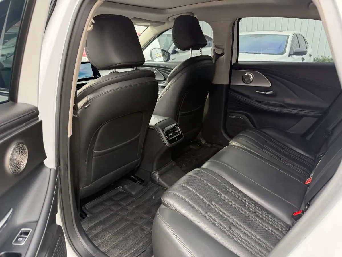 2024 Fulwin FulwinA8 1.5T 156HP L4 1DHT PHEV 18.3KWH,autocango,china used car exporter,china ev exporter,chinese used car exporter,chinese used ev exporter