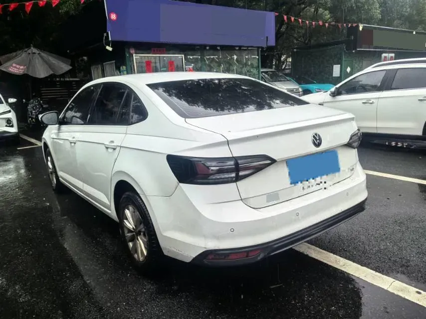 2025 Ruichi Auto EC75 BEV 41.85KWH,autocango,china used car exporter,china ev exporter,chinese used car exporter,chinese used ev exporter