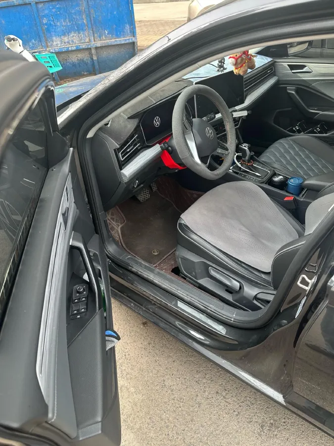 2024 Volkswagen Sagitar 1.5T 160HP L4 7DCT,autocango,china used car exporter,china ev exporter,chinese used car exporter,chinese used ev exporter