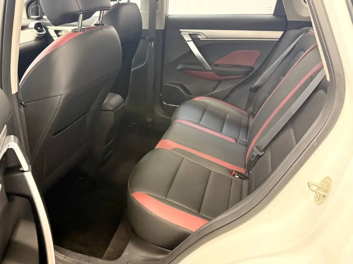 2021 Geely Coolray 1.4T 141HP L4 6DCT,autocango,china used car exporter,china ev exporter,chinese used car exporter,chinese used ev exporter