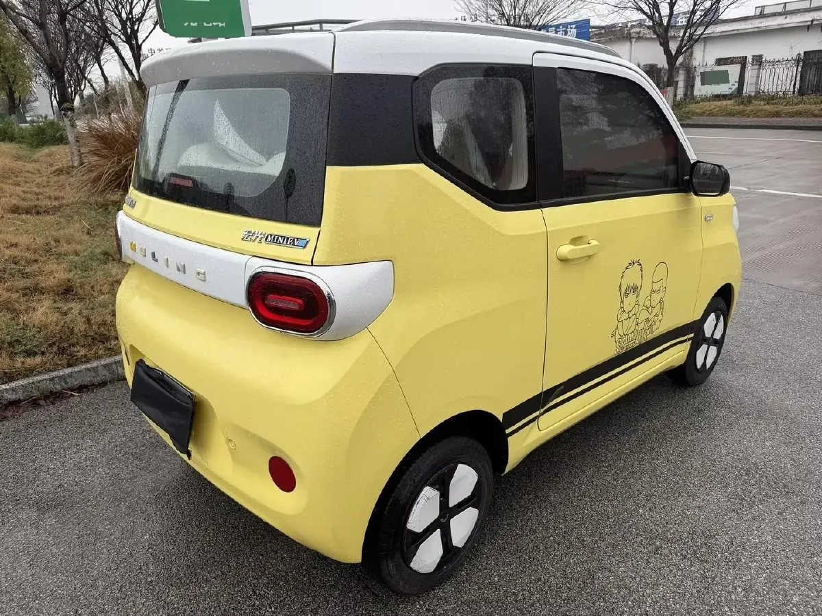 2024 WuLing HongGuang MINI EV BEV 17.3KWH,autocango,china used car exporter,china ev exporter,chinese used car exporter,chinese used ev exporter