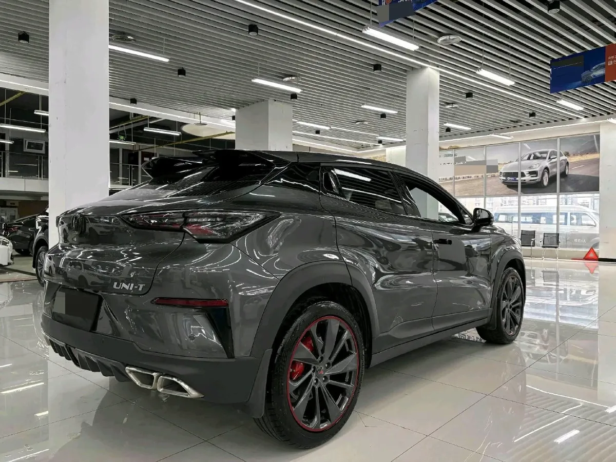 2020 ChangAn UNI-T 1.5T 180HP L4 7DCT,autocango,china used car exporter,china ev exporter,chinese used car exporter,chinese used ev exporter