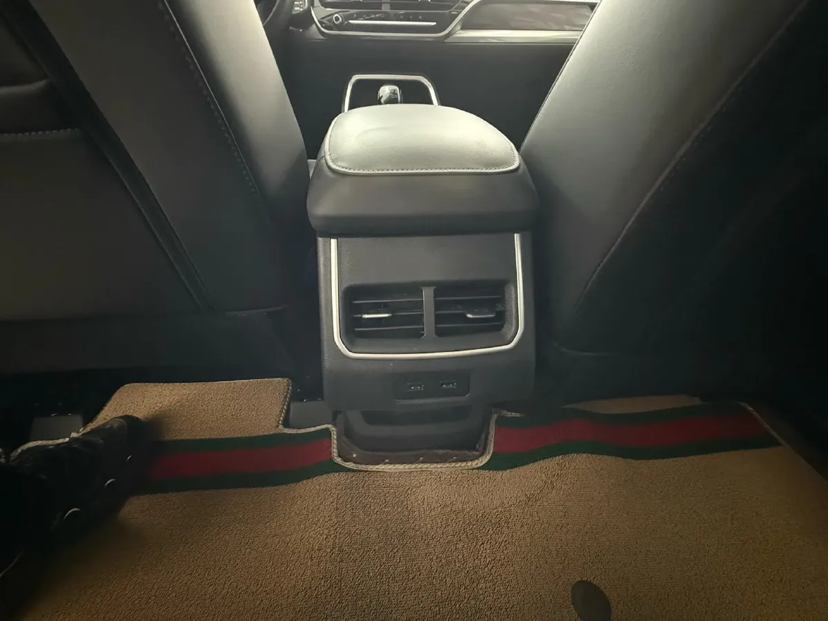 2023 Haval H6 1.5T 150HP L4 7DCT,autocango,china used car exporter,china ev exporter,chinese used car exporter,chinese used ev exporter