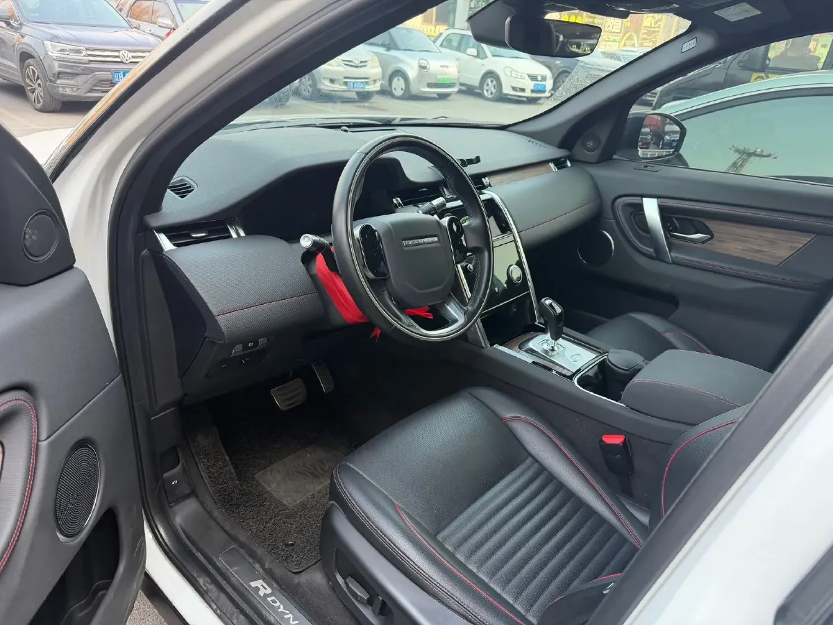 2020 Land Rover Discovery Sport 2.0T 249HP L4 9AT,autocango,china used car exporter,china ev exporter,chinese used car exporter,chinese used ev exporter