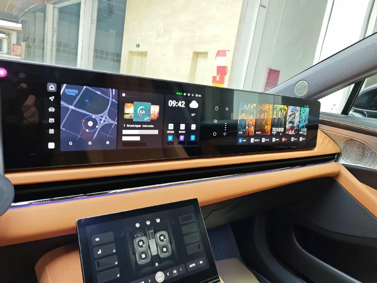 2024 Voyah ZhuiGuang 1.5T 136HP L4 PHEV 43KWH,autocango,china used car exporter,china ev exporter,chinese used car exporter,chinese used ev exporter