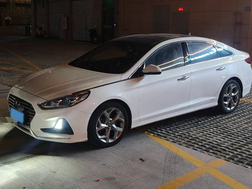 2017 Hyundai Sonata 1.6T 180HP L4 7DCT,autocango,china used car exporter,china ev exporter,chinese used car exporter,chinese used ev exporter
