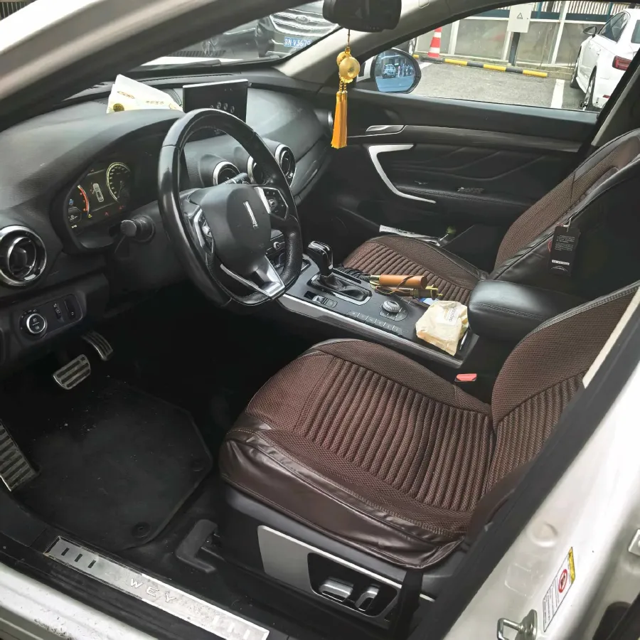 2017 WEY VV7 2.0T 234HP L4 7DCT,autocango,china used car exporter,china ev exporter,chinese used car exporter,chinese used ev exporter