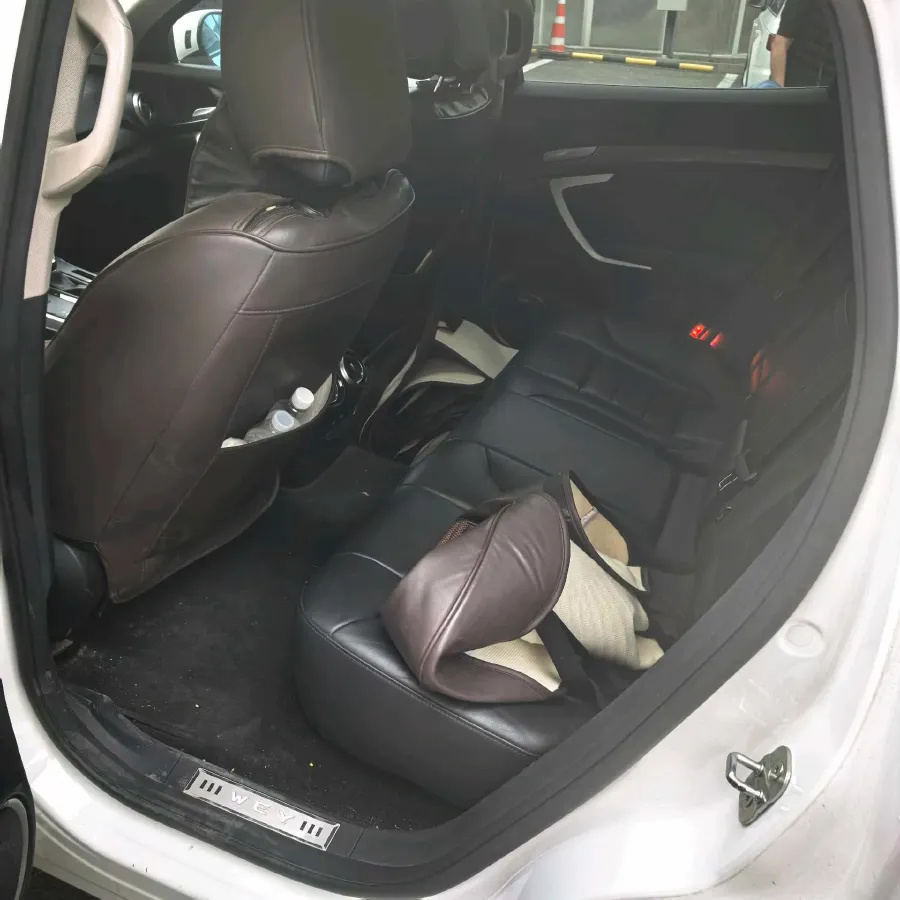 2017 WEY VV7 2.0T 234HP L4 7DCT,autocango,china used car exporter,china ev exporter,chinese used car exporter,chinese used ev exporter