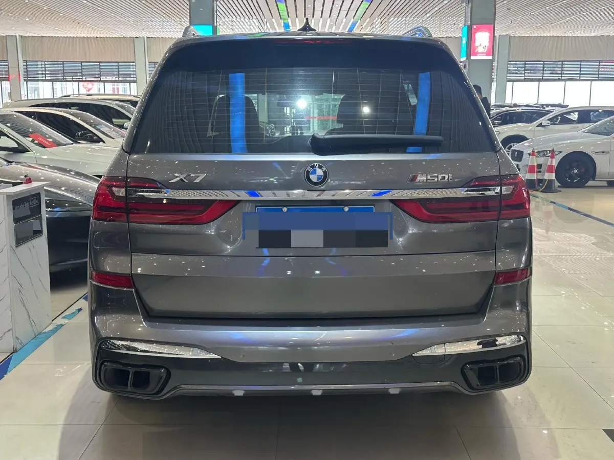 2021 BMW X7 3.0T 340HP L6 8AT,autocango,china used car exporter,china ev exporter,chinese used car exporter,chinese used ev exporter