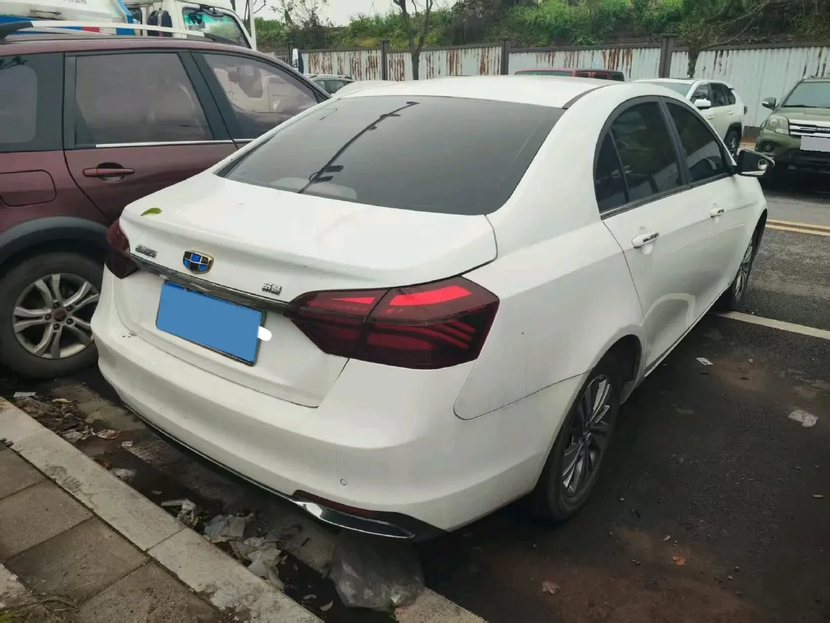 2018 Geely Emgrand 1.5L 109HP L4 5MT,autocango,china used car exporter,china ev exporter,chinese used car exporter,chinese used ev exporter