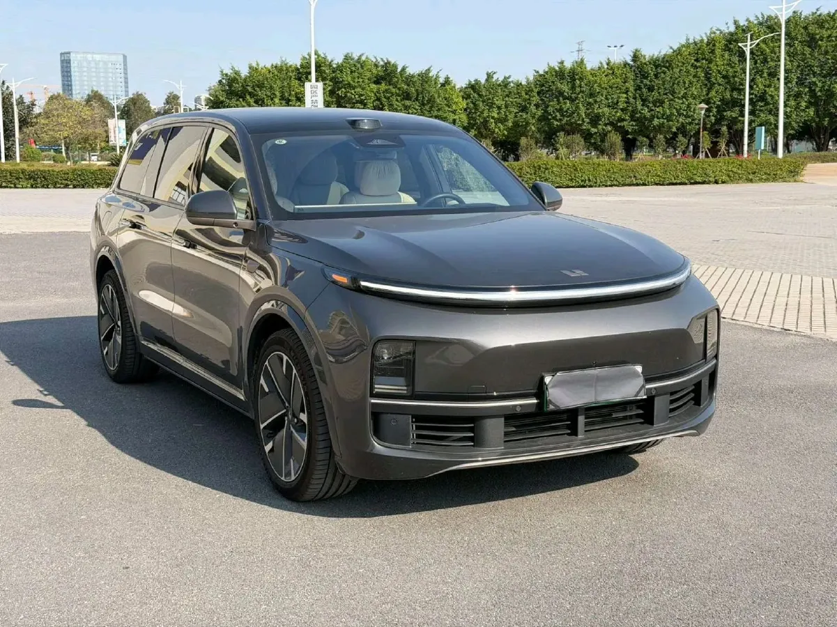 2025 Li L9 Range Extended 154HP REEV,autocango,china used car exporter,china ev exporter,chinese used car exporter,chinese used ev exporter