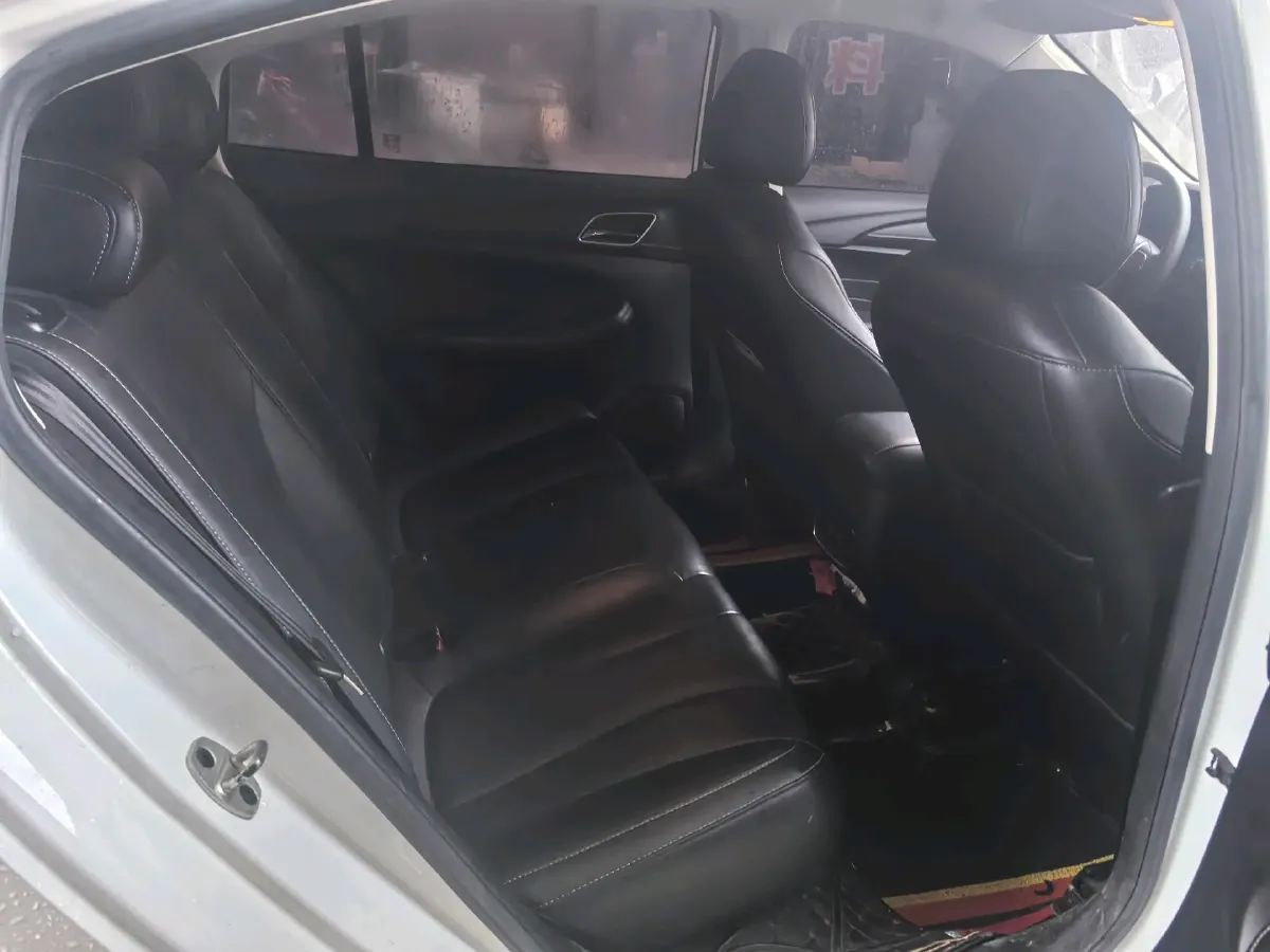 2020 Roewe i5 1.5L 120HP L4 CVT,autocango,china used car exporter,china ev exporter,chinese used car exporter,chinese used ev exporter