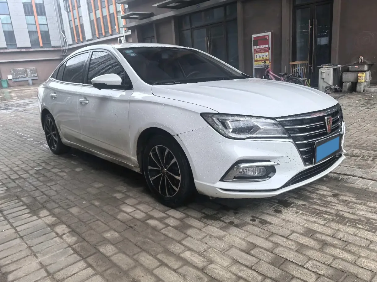2020 Roewe i5 1.5L 120HP L4 CVT,autocango,china used car exporter,china ev exporter,chinese used car exporter,chinese used ev exporter
