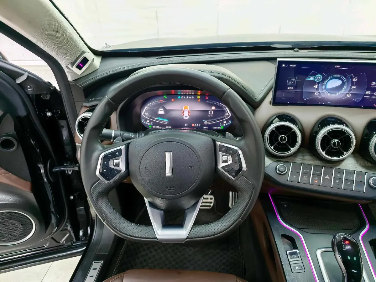 2020 WEY VV7 GT 2.0T 227HP L4 7DCT,autocango,china used car exporter,china ev exporter,chinese used car exporter,chinese used ev exporter