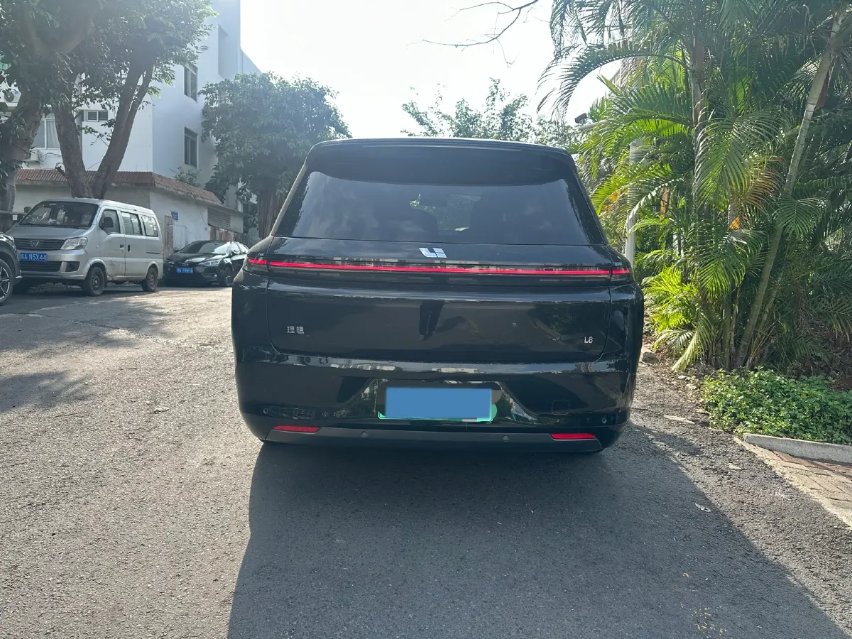 2023 Li L7 Range Extended 154HP REEV 40.9KWH,autocango,china used car exporter,china ev exporter,chinese used car exporter,chinese used ev exporter