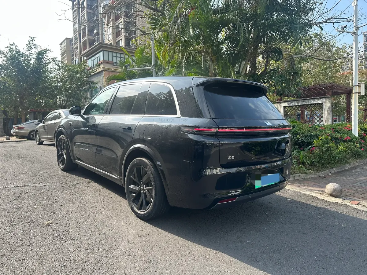 2023 Li L7 Range Extended 154HP REEV 40.9KWH,autocango,china used car exporter,china ev exporter,chinese used car exporter,chinese used ev exporter
