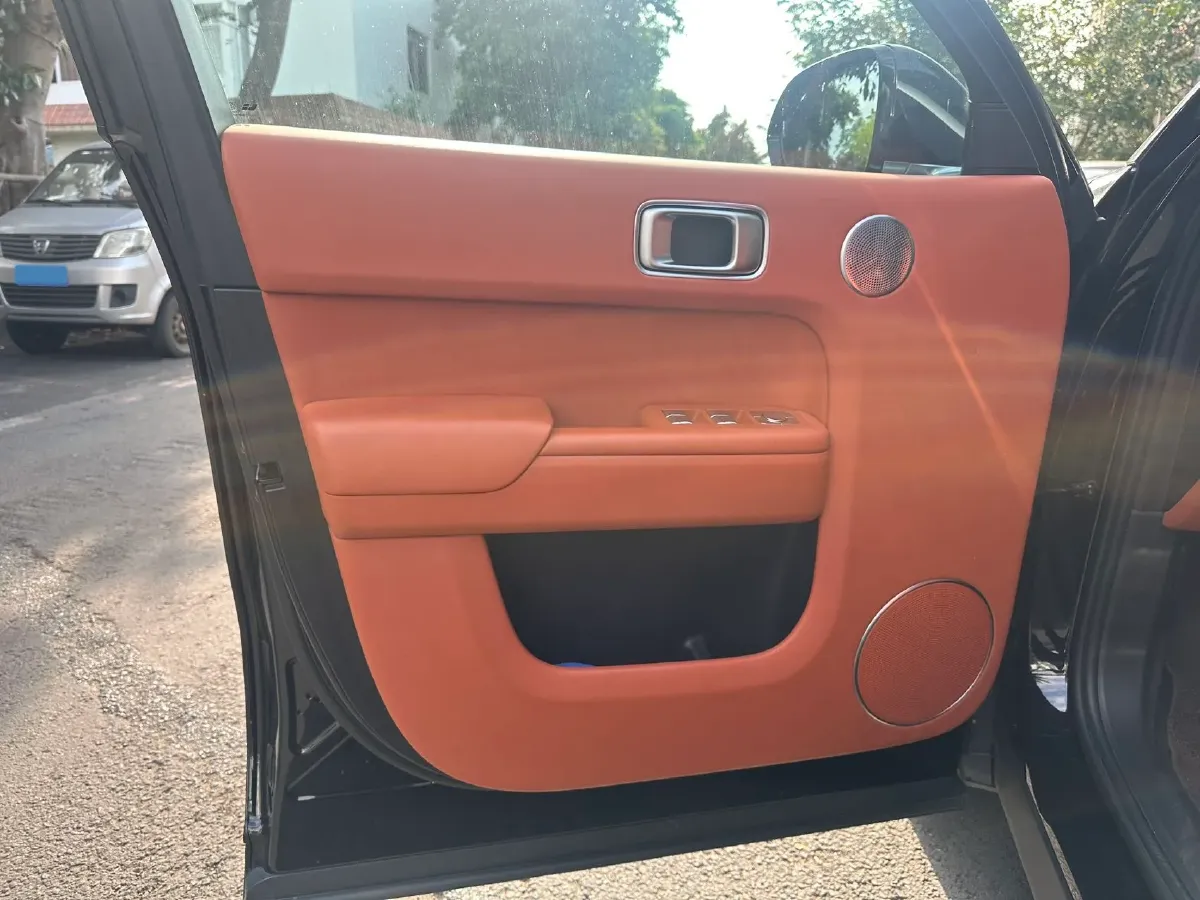 2023 Li L7 Range Extended 154HP REEV 40.9KWH,autocango,china used car exporter,china ev exporter,chinese used car exporter,chinese used ev exporter