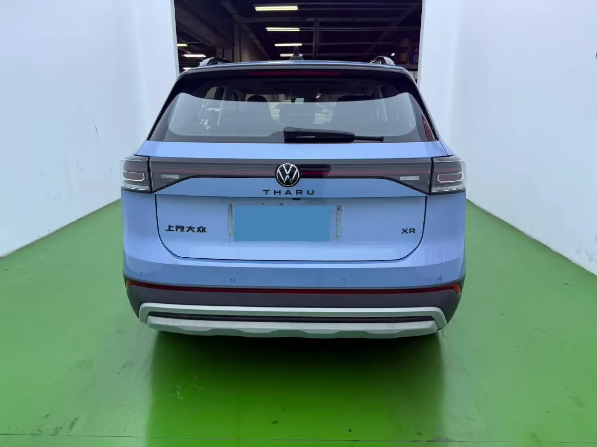 2024 Volkswagen Tiguan L 2.0T 186HP L4 7DCT,autocango,china used car exporter,china ev exporter,chinese used car exporter,chinese used ev exporter