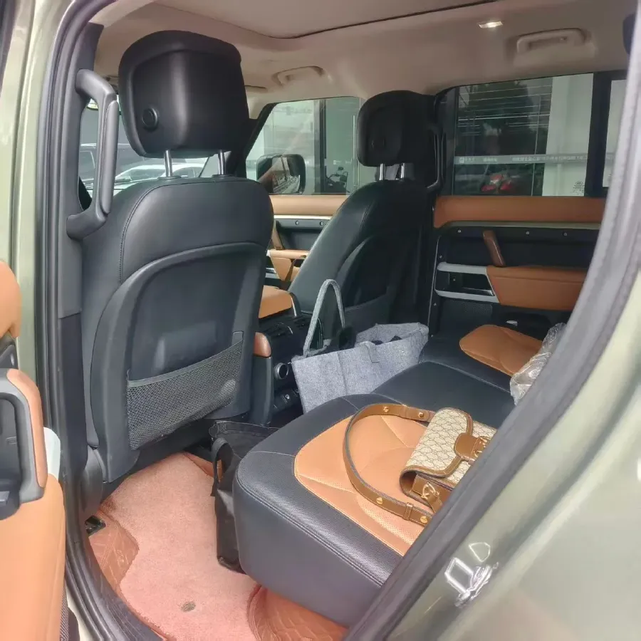 2023 Land Rover Defender 3.0T 400HP L6 8AT,autocango,china used car exporter,china ev exporter,chinese used car exporter,chinese used ev exporter
