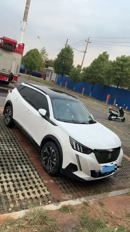 2022 Peugeot 2008 1.2T 136HP L3 6DCT,autocango,china used car exporter,china ev exporter,chinese used car exporter,chinese used ev exporter