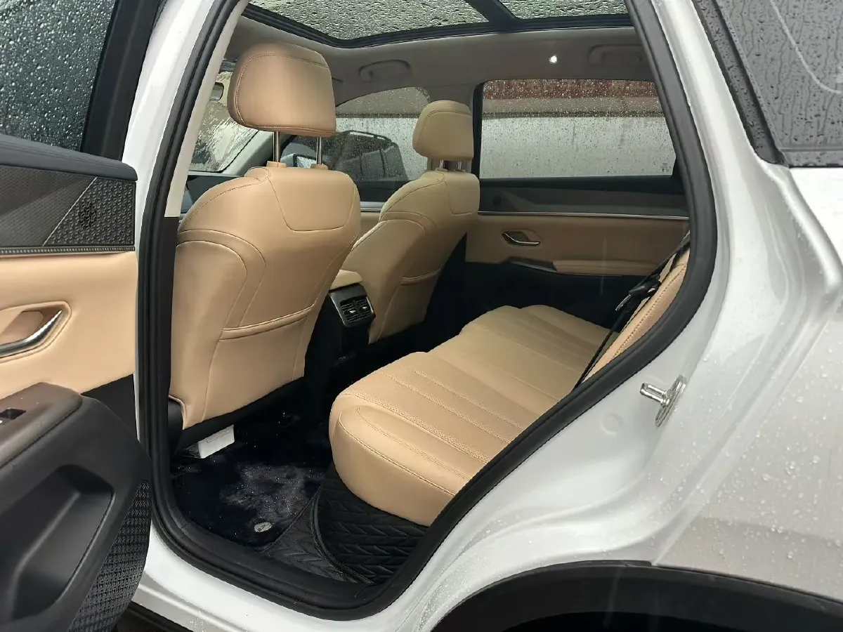 2024 BYD Song Pro 1.5L 110HP L4 E-CVT PHEV 12.9KWH,autocango,china used car exporter,china ev exporter,chinese used car exporter,chinese used ev exporter