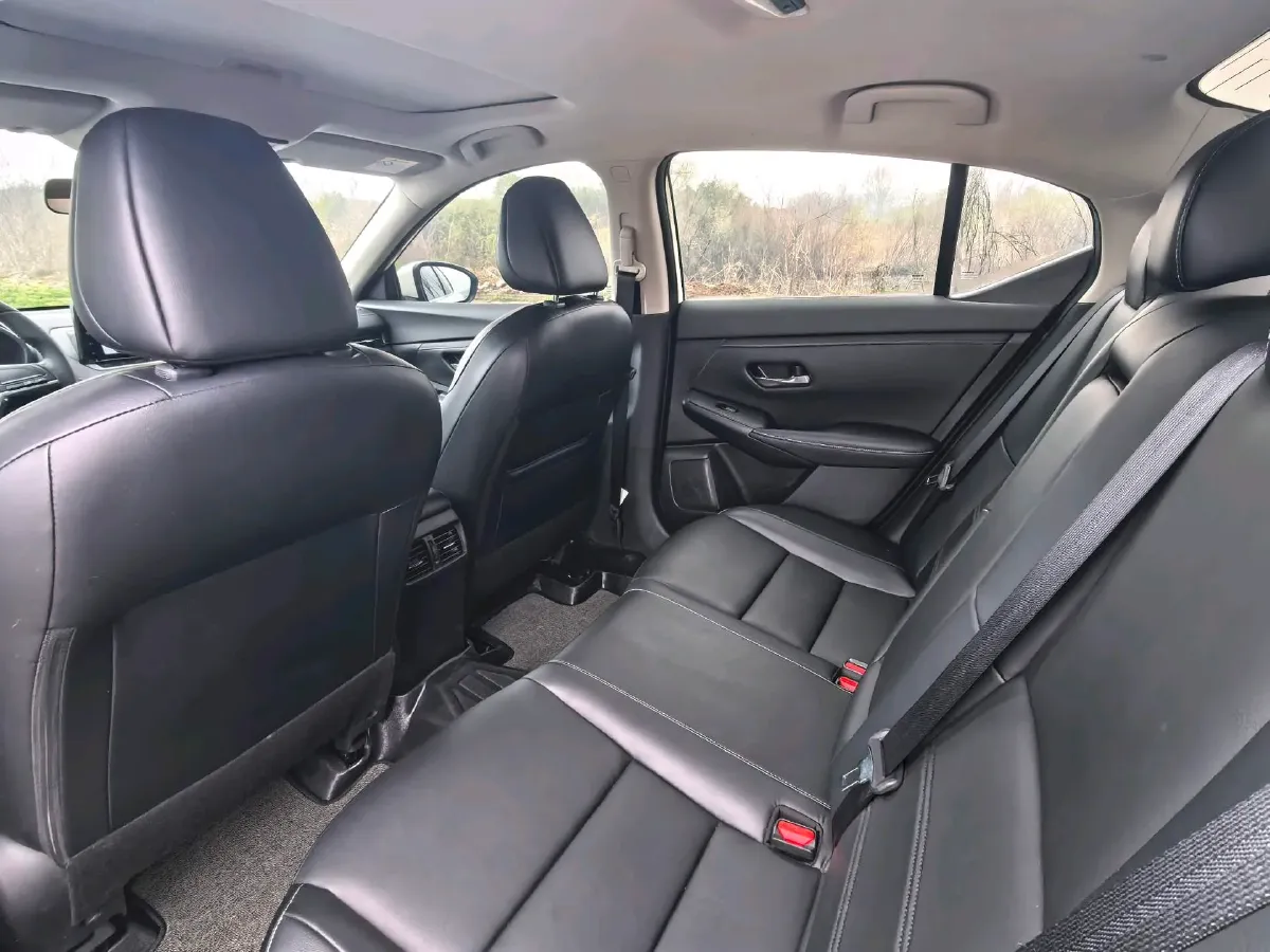 2021 Nissan Sylphy 1.6L 135HP L4 CVT,autocango,china used car exporter,china ev exporter,chinese used car exporter,chinese used ev exporter