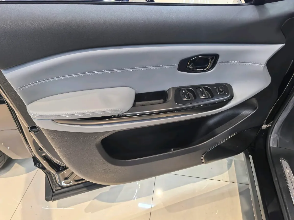 2020 NIO ES6 BEV 100KWH,autocango,china used car exporter,china ev exporter,chinese used car exporter,chinese used ev exporter