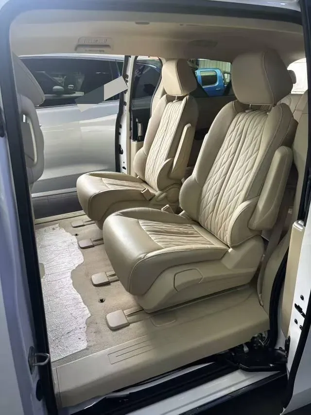 2023 Buick GL8 2.0T 237HP L4 9AT,autocango,china used car exporter,china ev exporter,chinese used car exporter,chinese used ev exporter