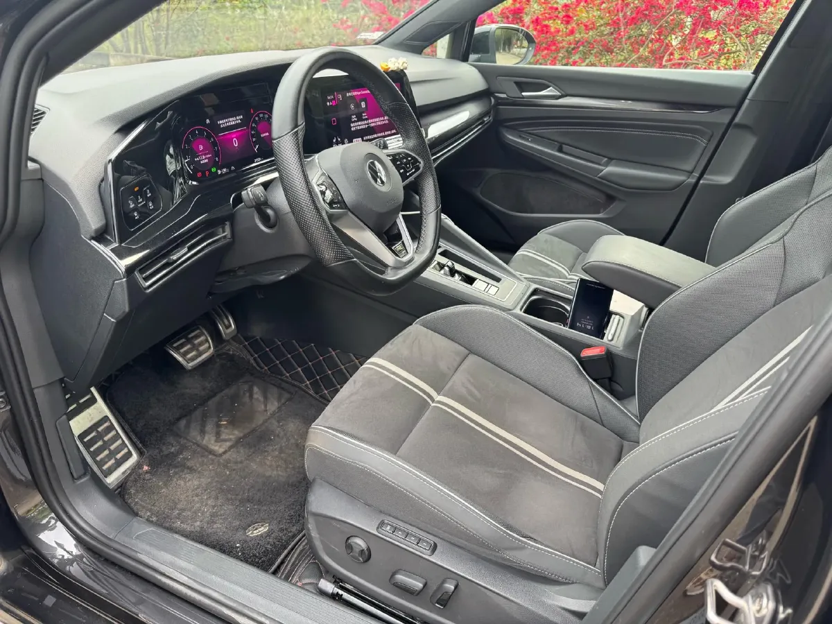 2023 Volkswagen Golf 1.4T 150HP L4 7DCT,autocango,china used car exporter,china ev exporter,chinese used car exporter,chinese used ev exporter