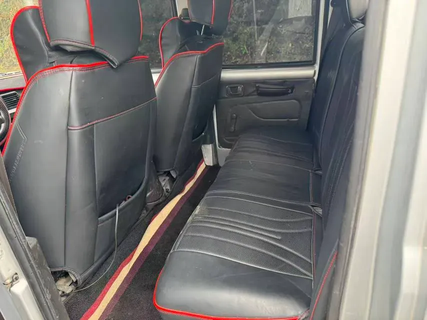 2021 WuLing RongGuang Mini Truck 1.5L 99HP L4 5MT,autocango,china used car exporter,china ev exporter,chinese used car exporter,chinese used ev exporter