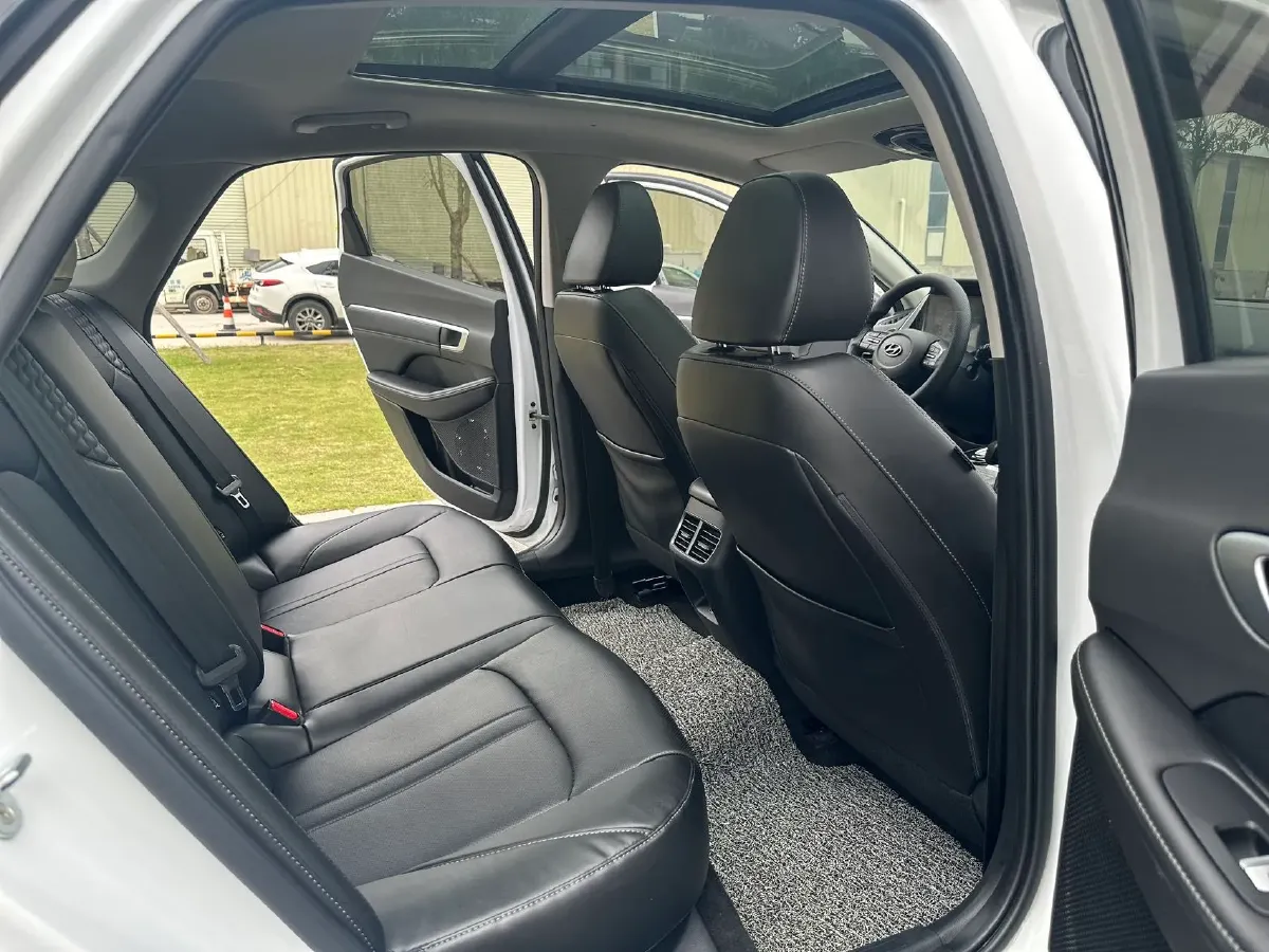 2020 Hyundai Sonata 1.5T 170HP L4 7DCT,autocango,china used car exporter,china ev exporter,chinese used car exporter,chinese used ev exporter