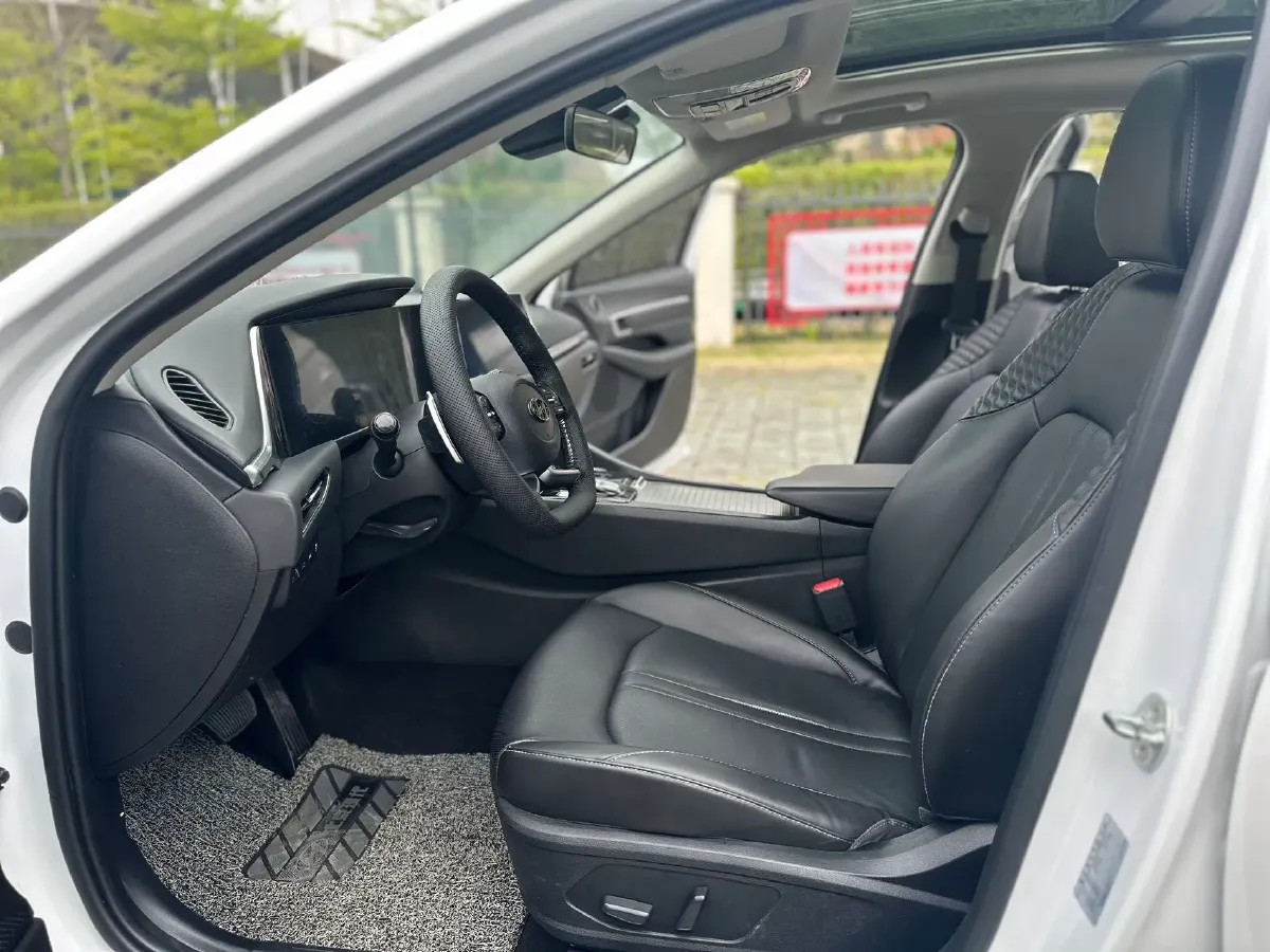 2020 Hyundai Sonata 1.5T 170HP L4 7DCT,autocango,china used car exporter,china ev exporter,chinese used car exporter,chinese used ev exporter