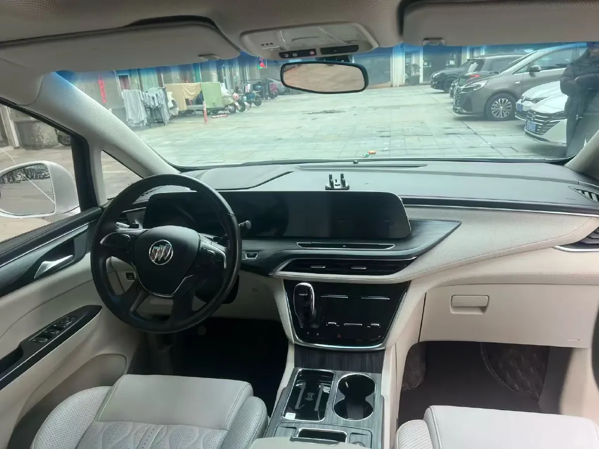 2022 Buick GL8 2.0T 237HP L4 9AT,autocango,china used car exporter,china ev exporter,chinese used car exporter,chinese used ev exporter