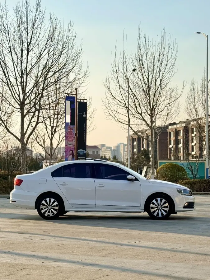 2018 Volkswagen Bora 1.4T 131HP L4 7DCT,autocango,china used car exporter,china ev exporter,chinese used car exporter,chinese used ev exporter