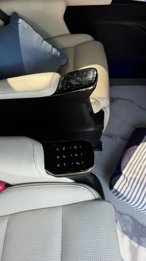 2023 GAC Trumpchi M8 2.0T 252HP L4 8AT,autocango,china used car exporter,china ev exporter,chinese used car exporter,chinese used ev exporter