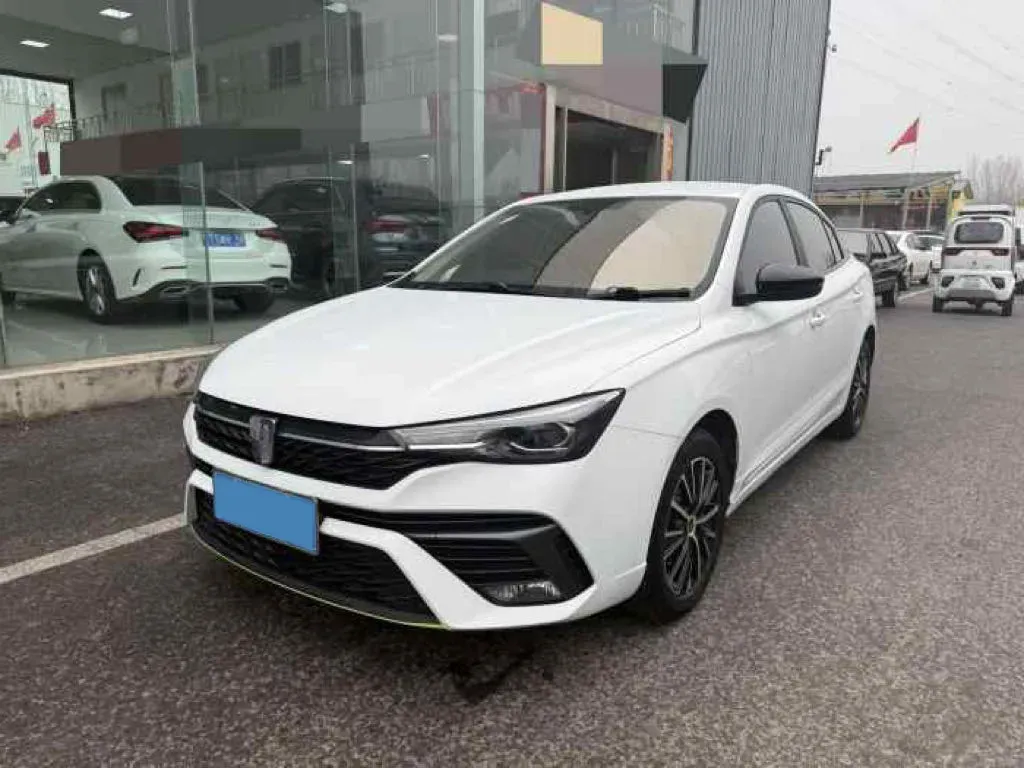 2021 Roewe i5 1.5L 120HP L4 5MT,autocango,china used car exporter,china ev exporter,chinese used car exporter,chinese used ev exporter