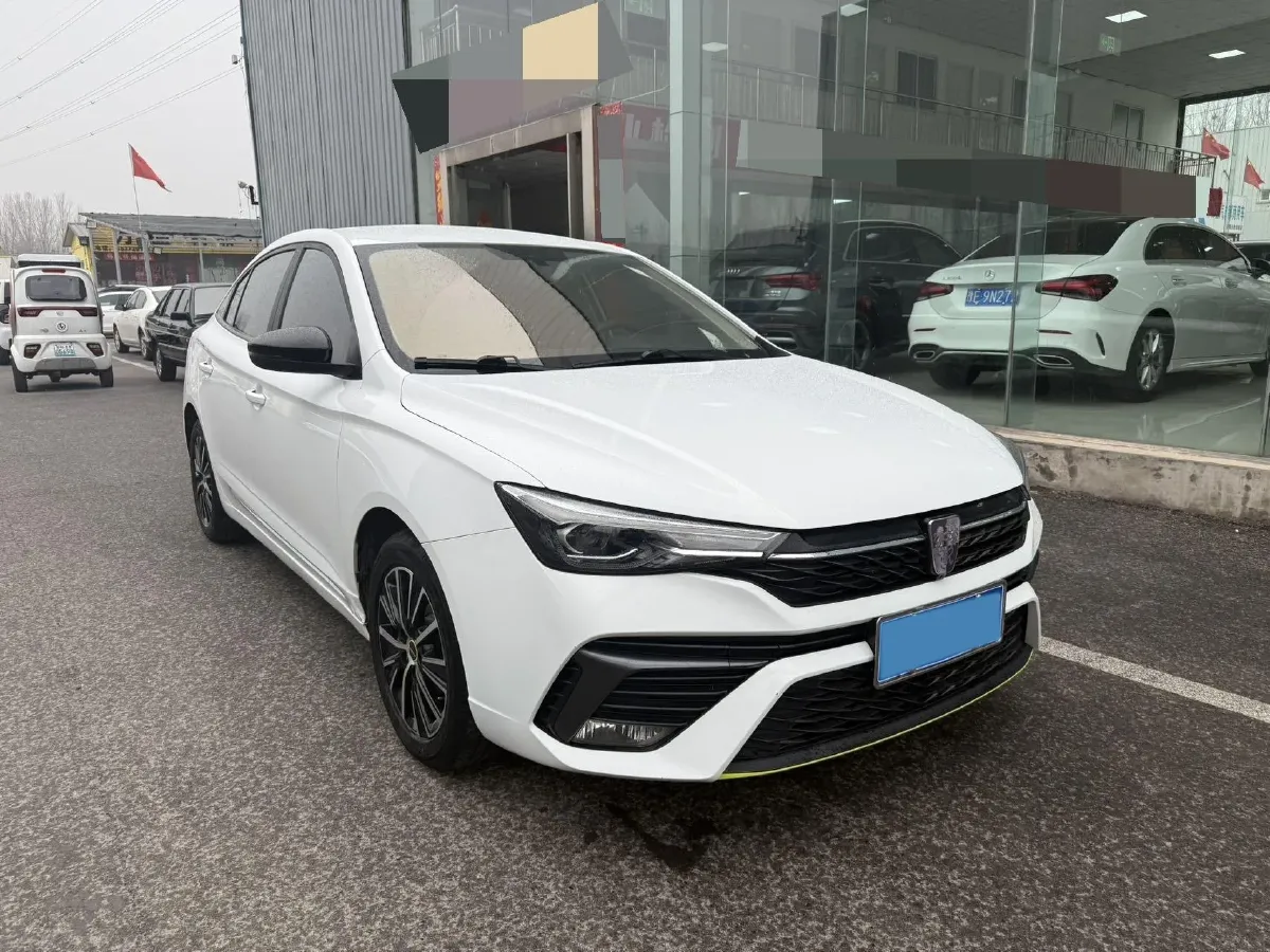 2021 Roewe i5 1.5L 120HP L4 5MT,autocango,china used car exporter,china ev exporter,chinese used car exporter,chinese used ev exporter