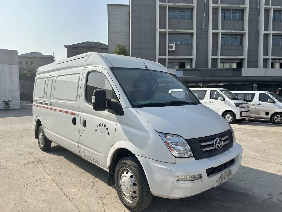 2021 Foton Scenery G9 2.4L 160HP L4 5MT,autocango,china used car exporter,china ev exporter,chinese used car exporter,chinese used ev exporter
