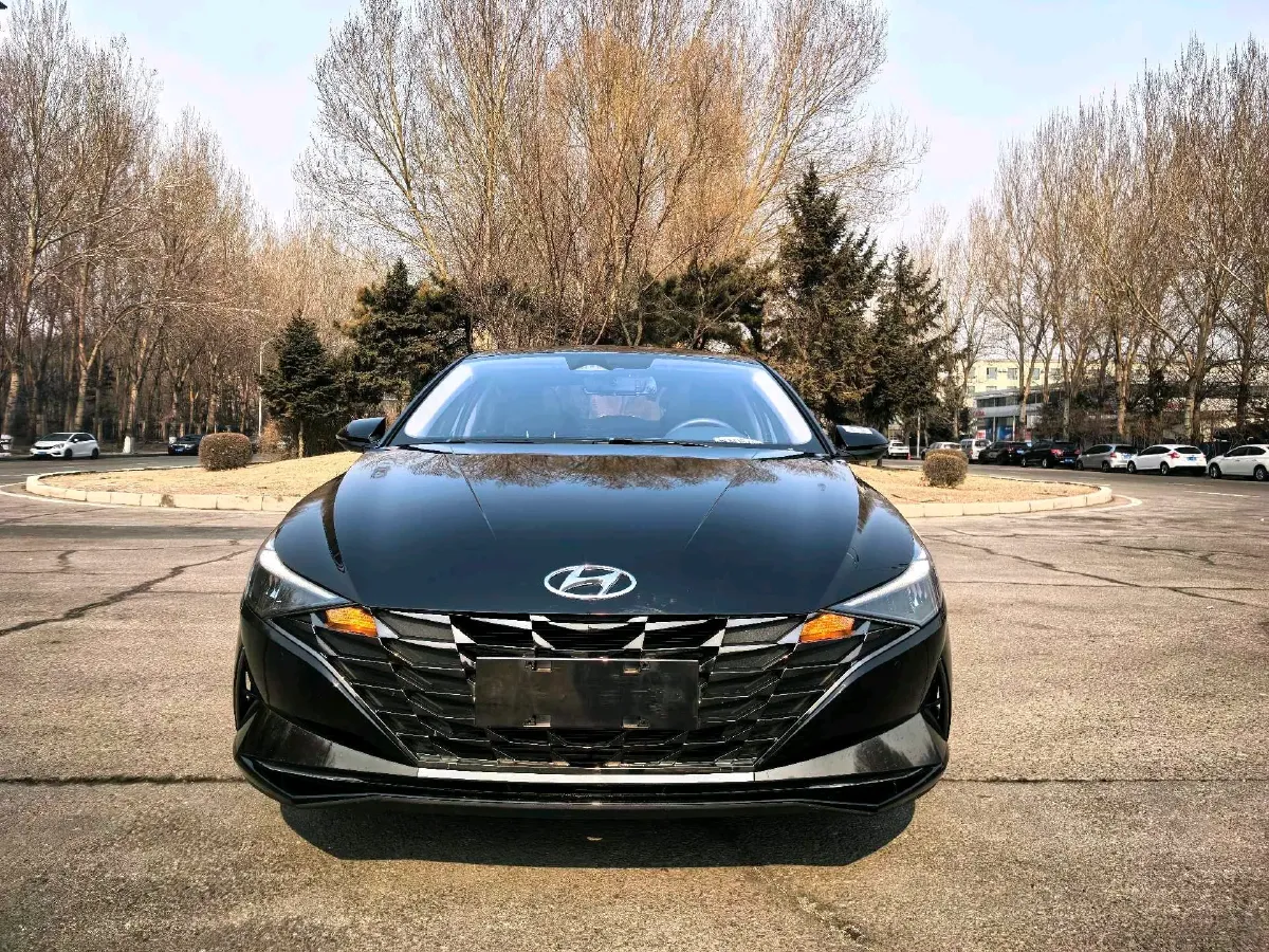 2022 Hyundai Elantra 1.5L 115HP L4 CVT,autocango,china used car exporter,china ev exporter,chinese used car exporter,chinese used ev exporter